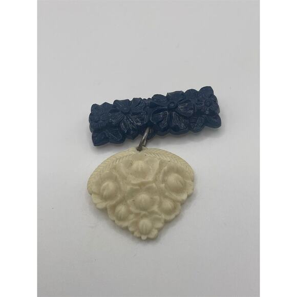 Vintage 1930s Carved Celluloid Floral Brooch Blue and white dangle pin - Picture 3 of 6